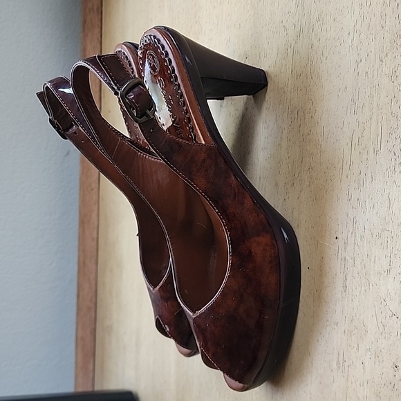 Bella Vita vintage heels - Picture 3 of 6